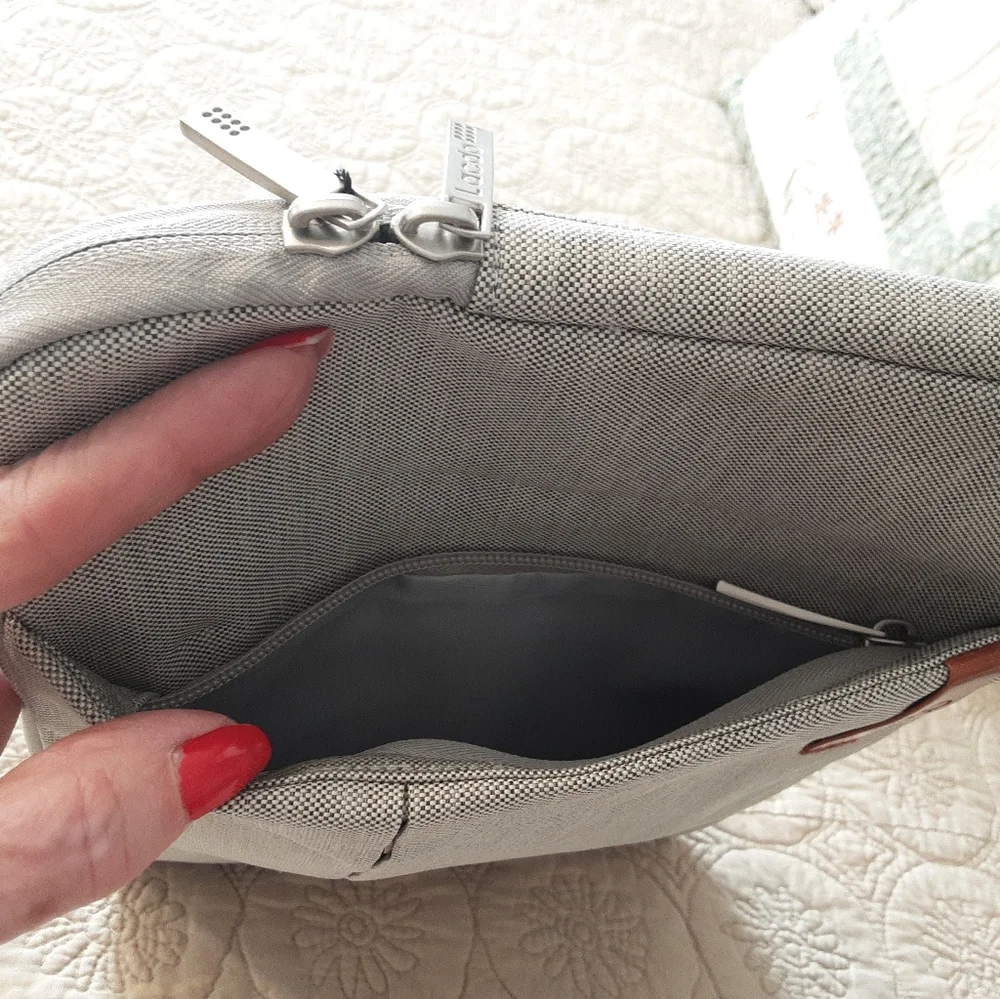 NEW WITH TAGS LACDO LAPTOP/ TABLET SLEEVE CASE